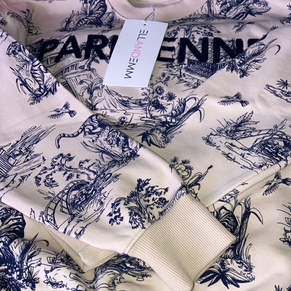 parisienne toile crewneck